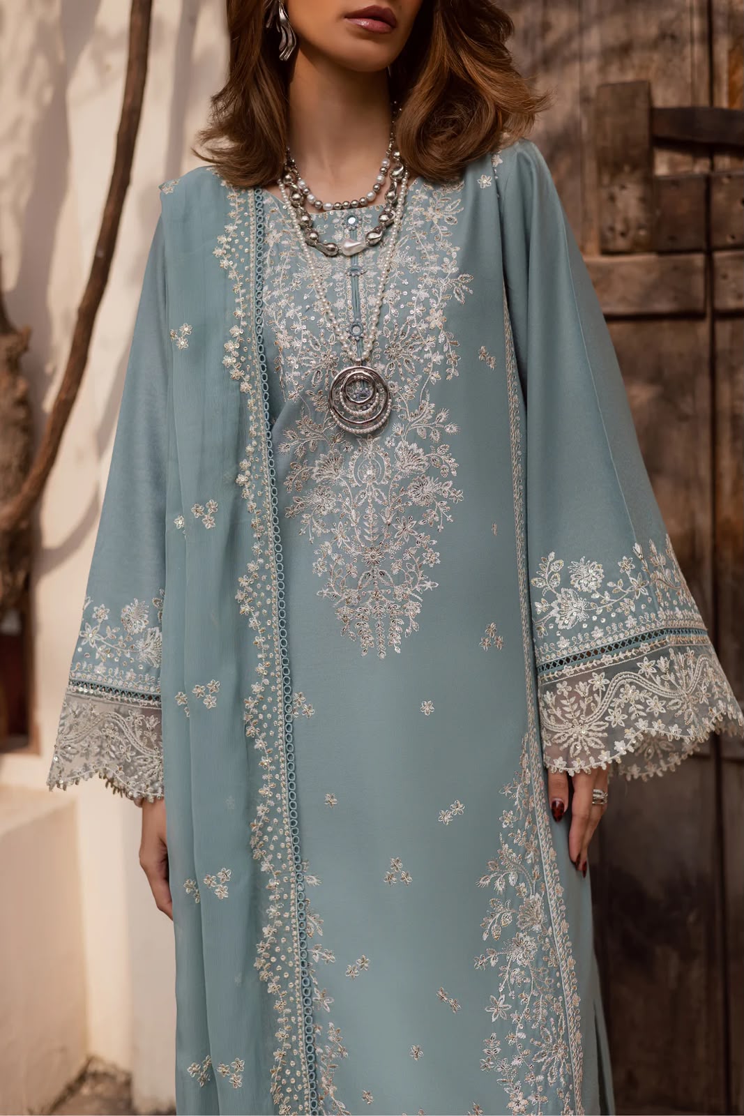 THS-0071-STUFF-EGYPTIAN LAWN-MONAL LAWN-UNSTICH
