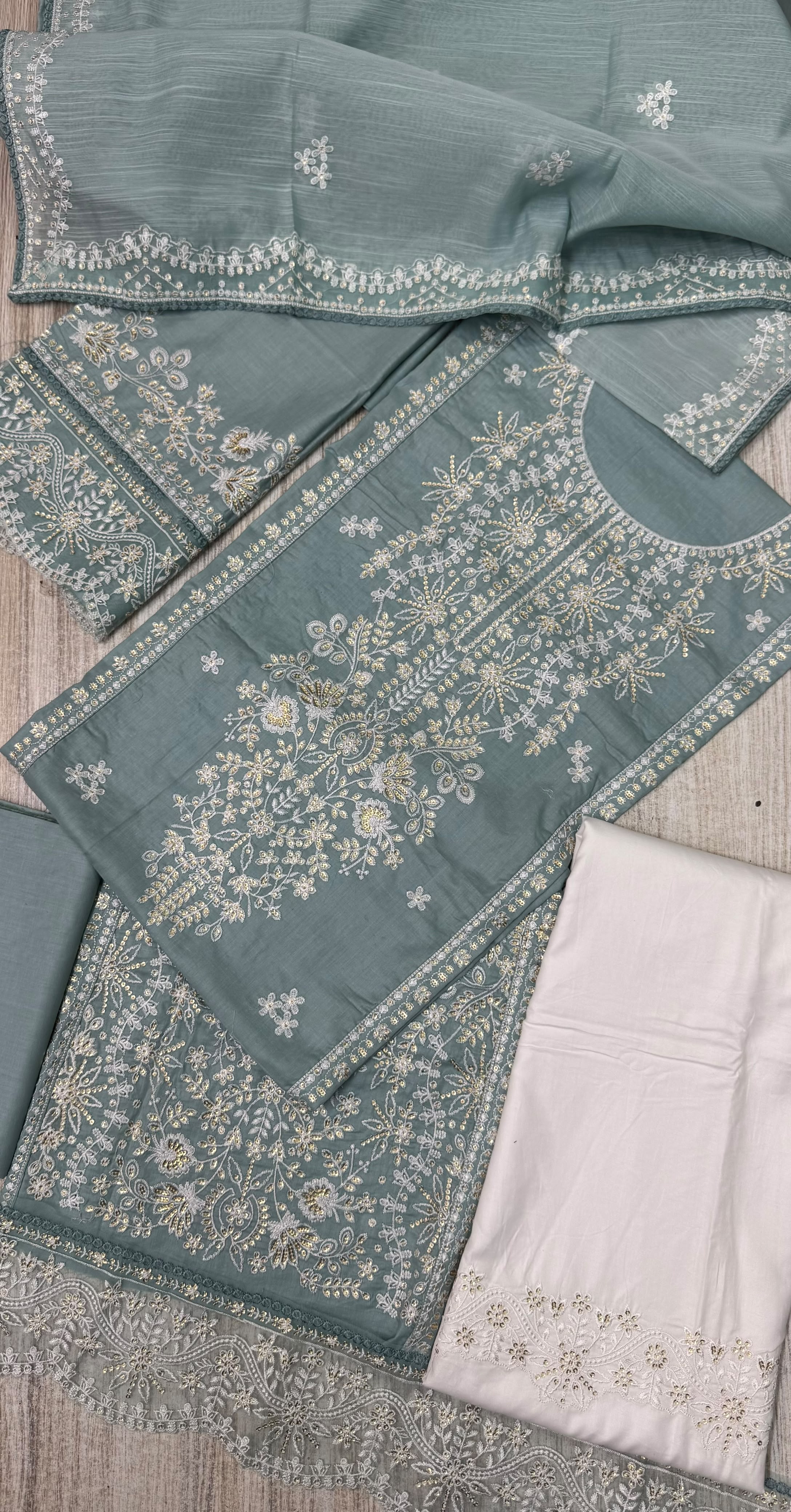 THS-0071-STUFF-EGYPTIAN LAWN-MONAL LAWN-UNSTICH