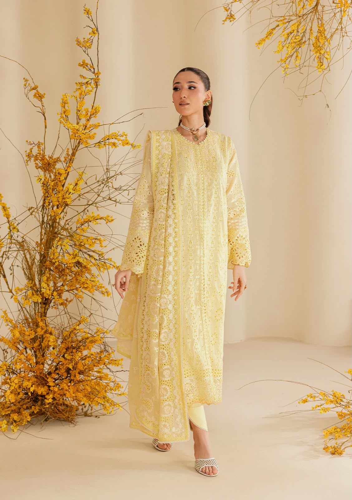 THS-0070-STUFF-EGYPTIAN LAWN-UNSTICH