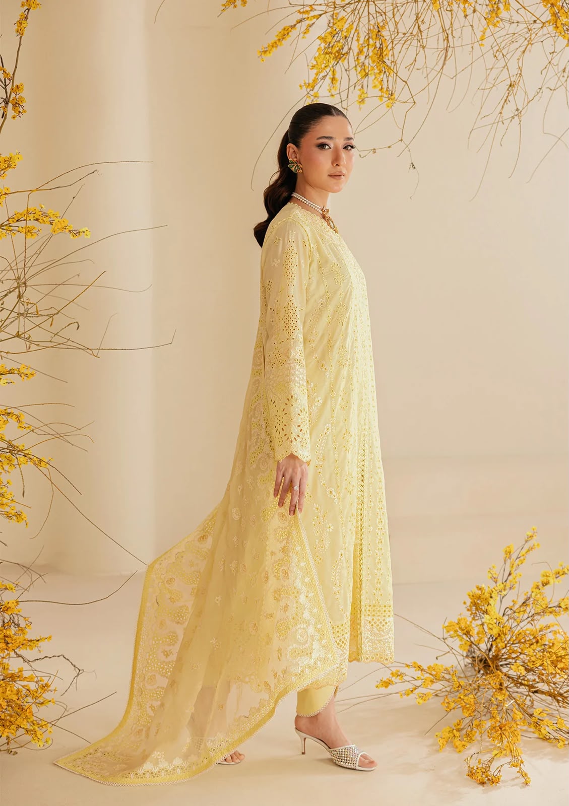 THS-0070-STUFF-EGYPTIAN LAWN-UNSTICH